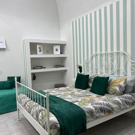 Beatrice Home Наполи Екстериор снимка