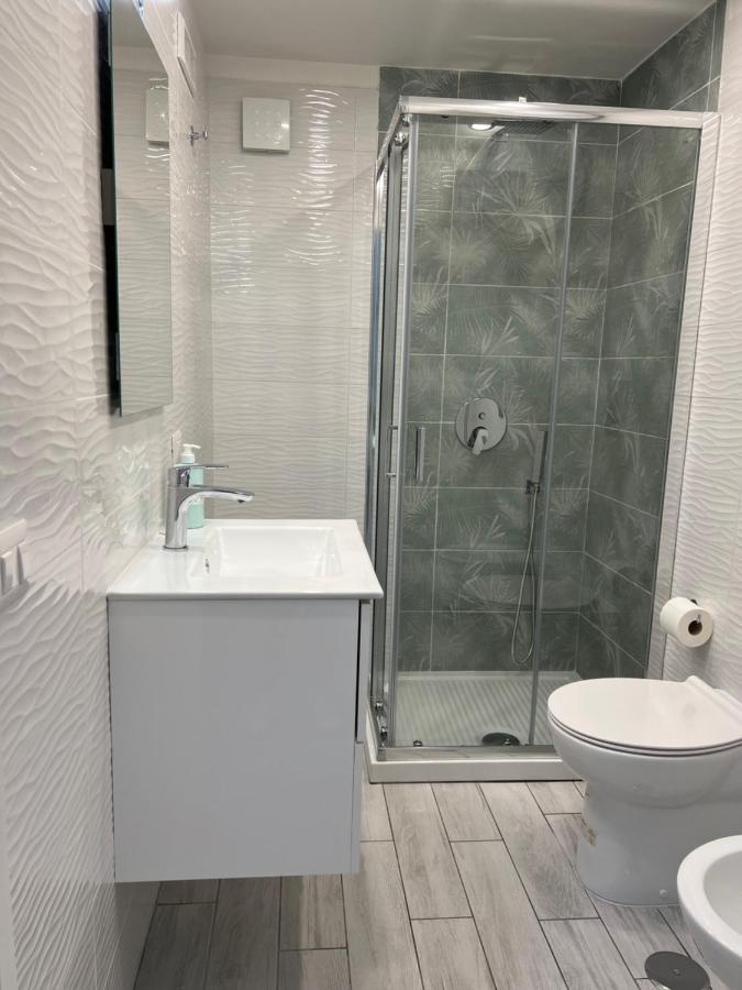 Beatrice Home Наполи Екстериор снимка