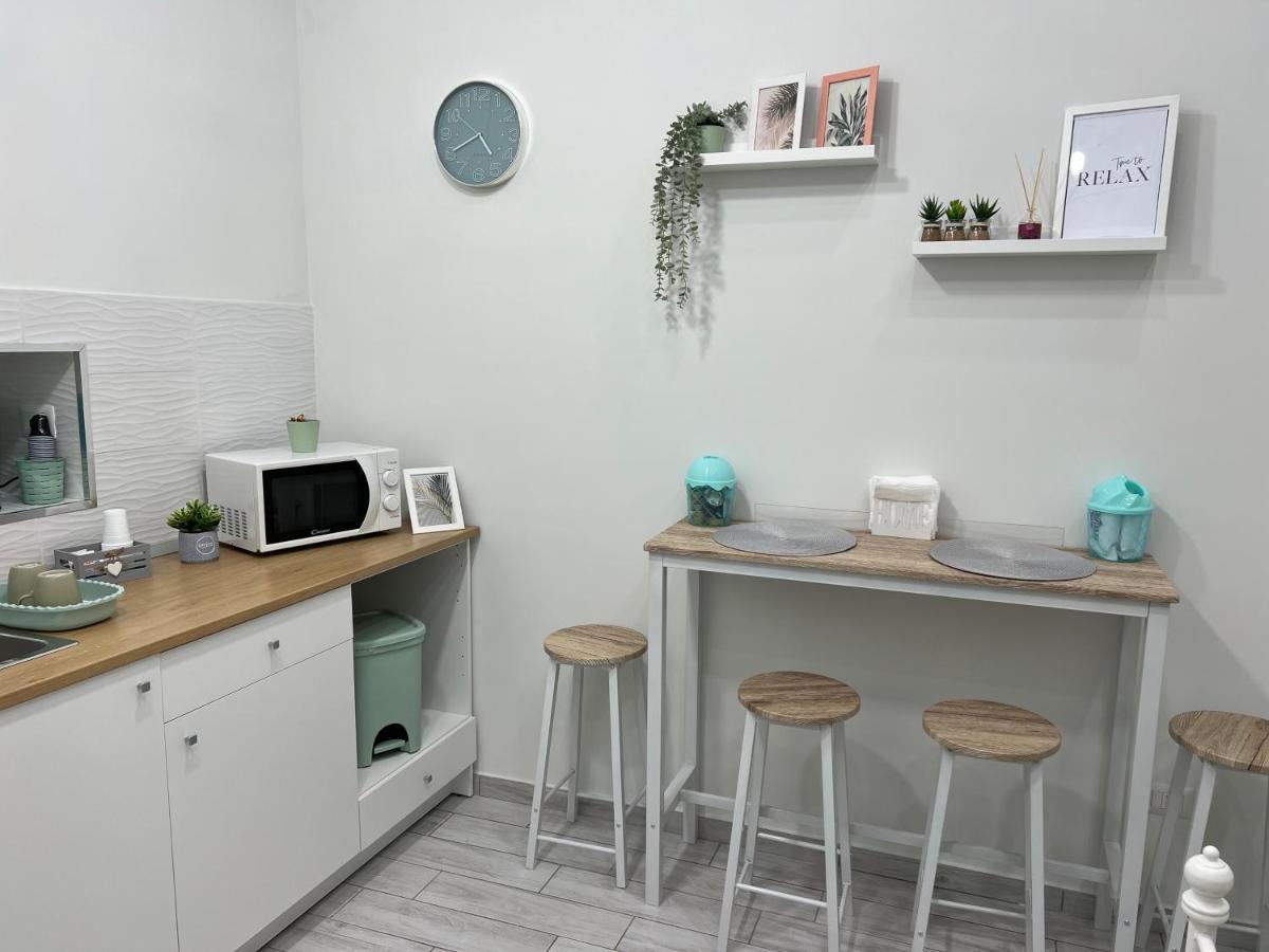 Beatrice Home Наполи Екстериор снимка